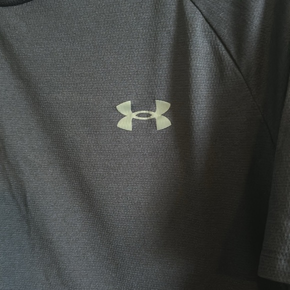 Men’s Under Armour Small “The Tech Tee” Navy Blue T-shirt - Picture 3 of 5